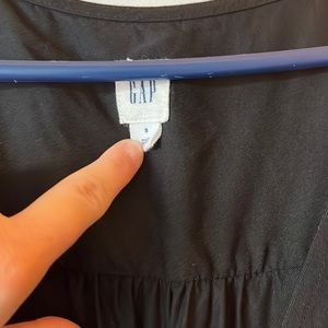 Gap Romper Size Small in great condition. Length is cropped at bottom
